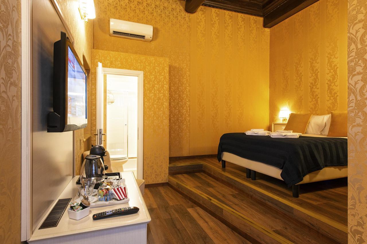 Canova Rooms In Spanish Steps Ρώμη Εξωτερικό φωτογραφία