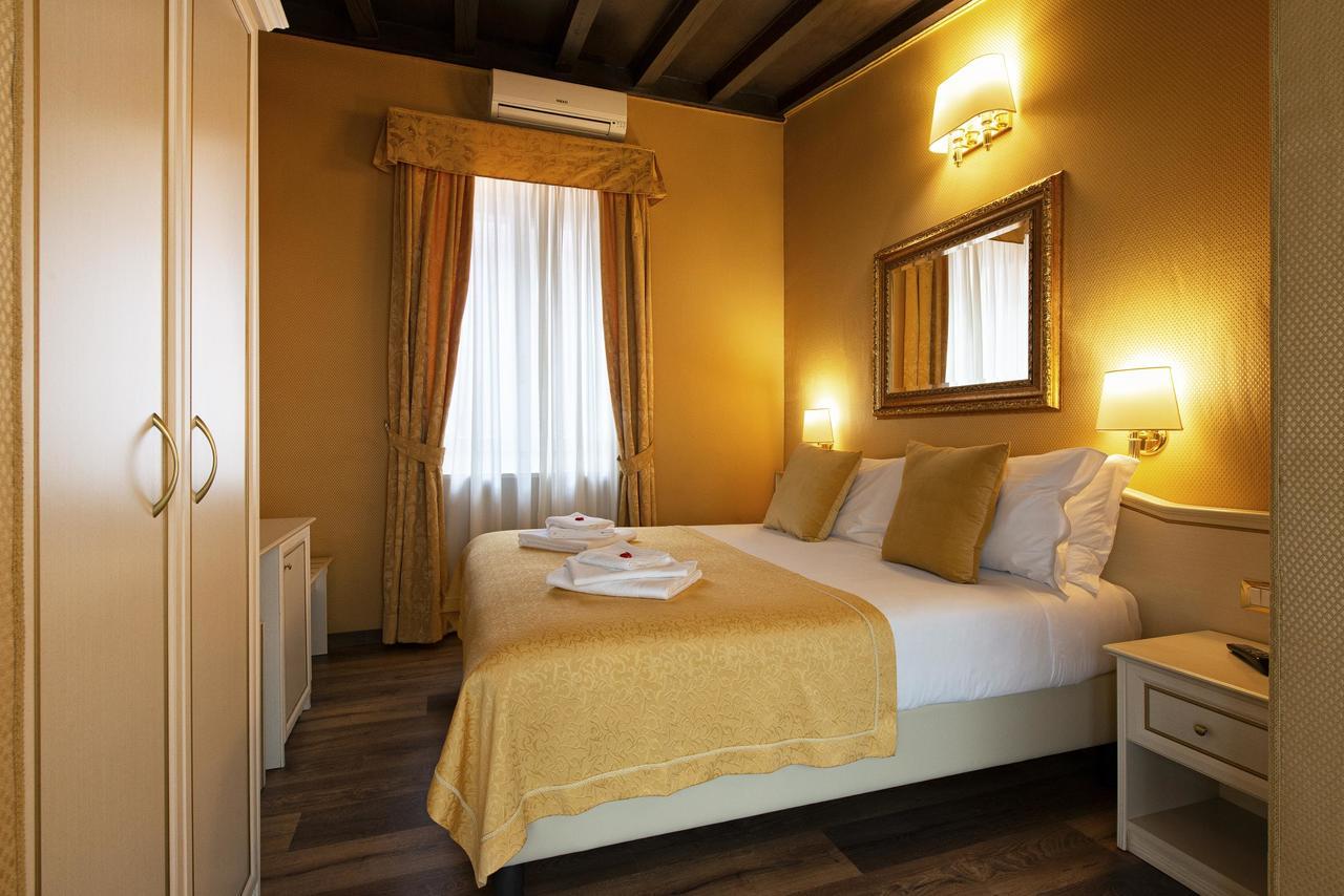 Canova Rooms In Spanish Steps Ρώμη Εξωτερικό φωτογραφία